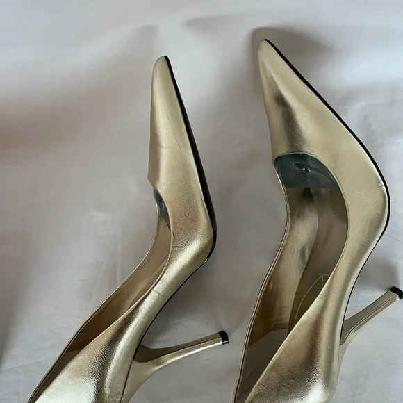 Guess Gold Stiletto Heels with Pointed Toe - Picture 7 of 7